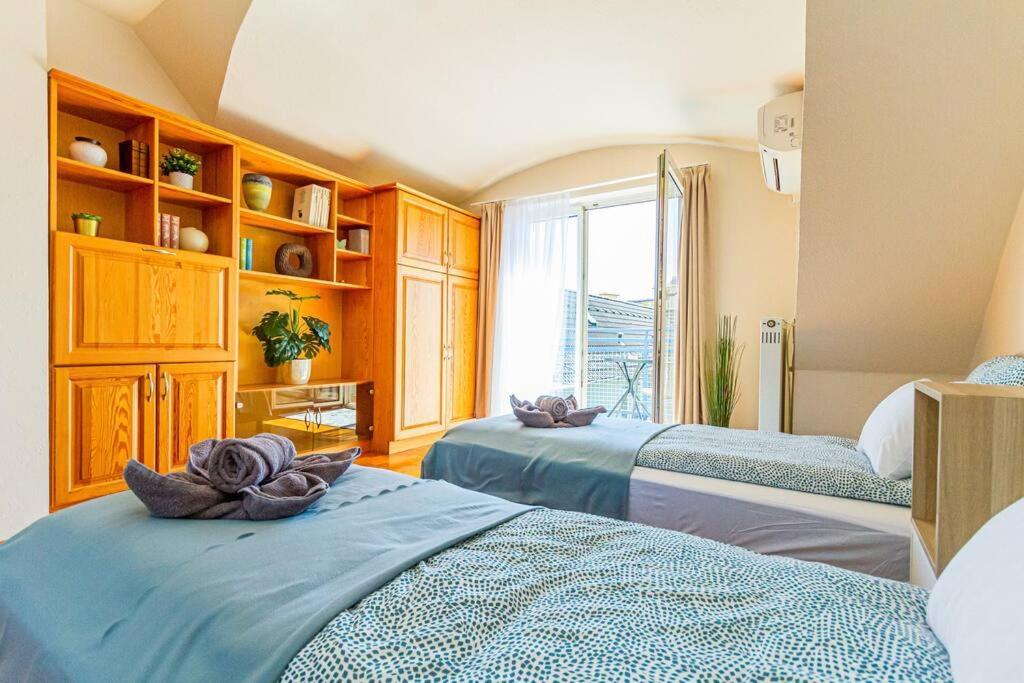 Roomy Apartment 80Sqm At City Center Free Parking Space, Ac & Balcony Будапешт Экстерьер фото